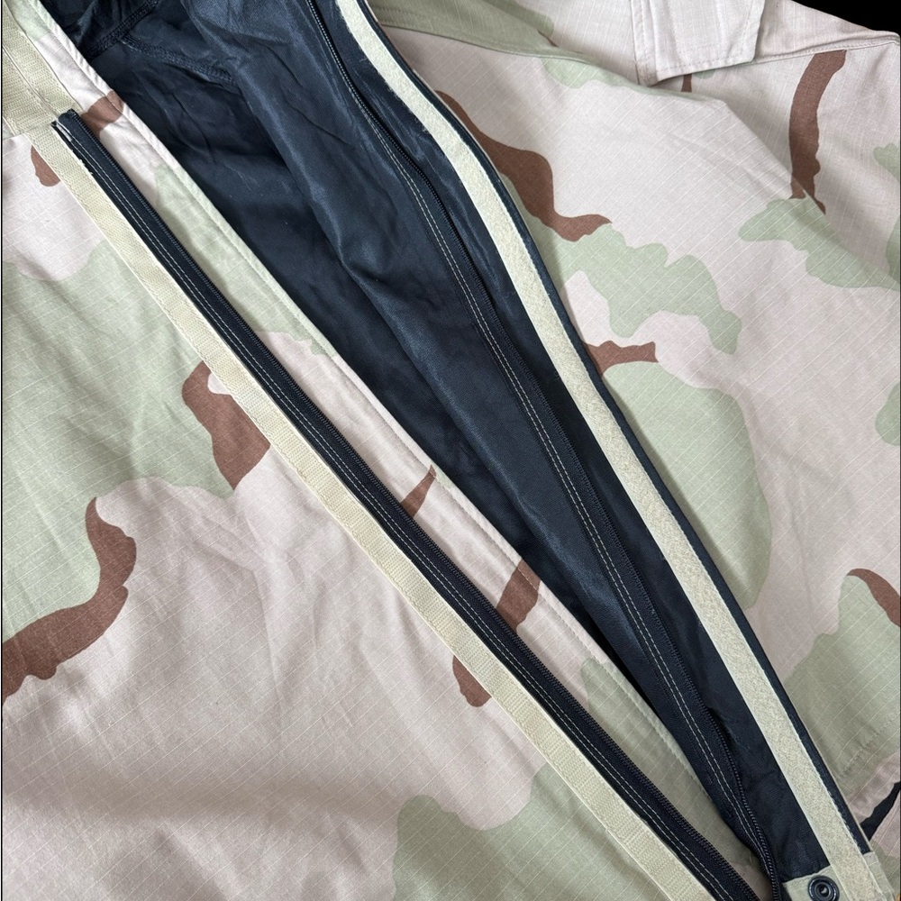 Authentic Military Jacket - Picture 5 of 8
